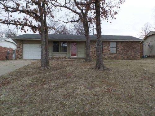 512 N Dawn Ln, Sapulpa, OK 74066