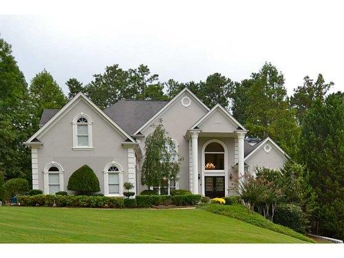 245 Plantation Way, Roswell, GA 30075