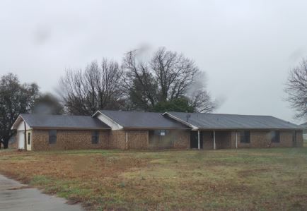 7807 W 67 Hwy, Winfield, TX 75493