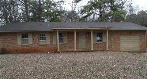 1226 Thomas Dr SW, Decatur, AL 35601