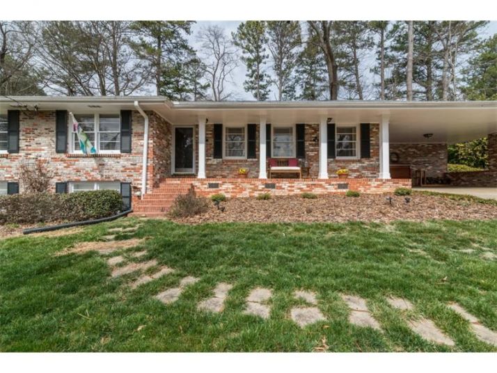 2712 Hunting Hill Lane, Decatur, GA 30033