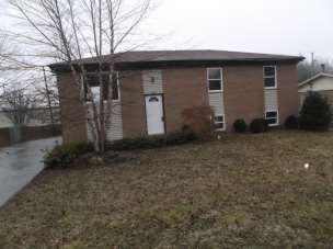 1607 Cameron Dr, Jeffersonville, IN 47130