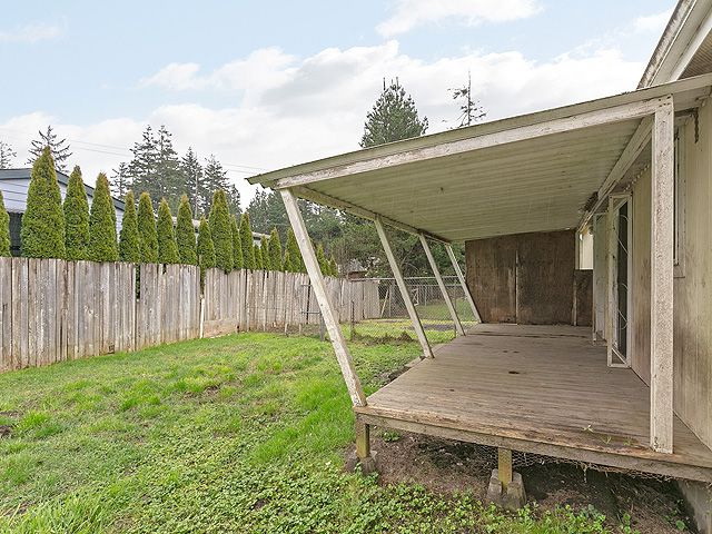 64679 Cammann Rd, Coos Bay, OR 97420