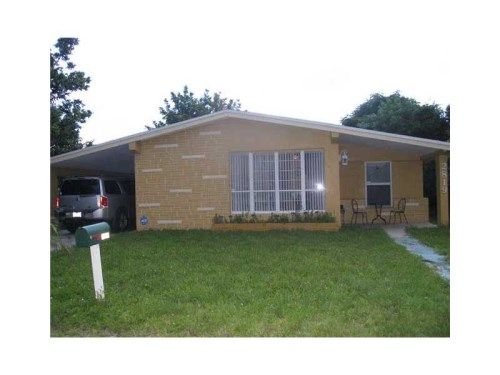 2819 SW 68 TE, Hollywood, FL 33023