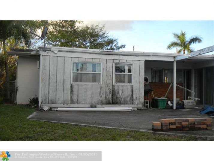 1100 SE 9TH AVE, Pompano Beach, FL 33060