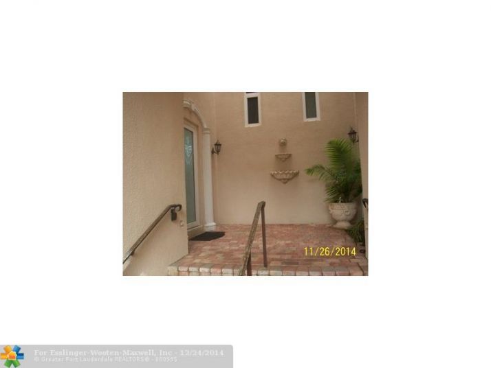 1788 Bay Dr # 25, Pompano Beach, FL 33062