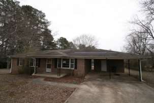 964 Boles Rd, New Market, AL 35761