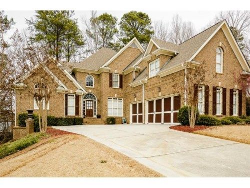 741 E Shore Drive, Canton, GA 30114