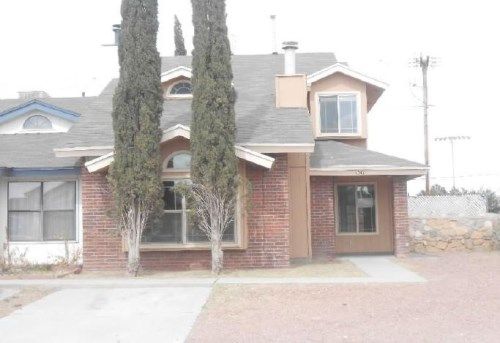 1547 Greg Powers Dr, El Paso, TX 79936