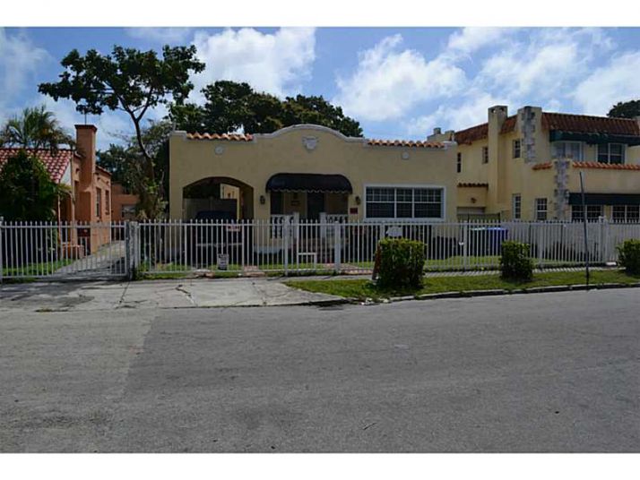 1652 SW 9 ST, Miami, FL 33135