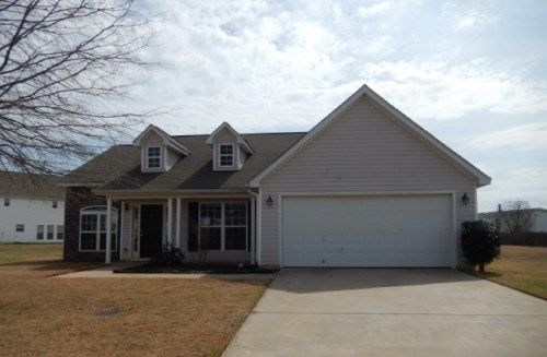 211 Burr Drive, Byron, GA 31008