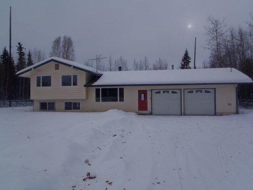 3253 Hurst Road, North Pole, AK 99705