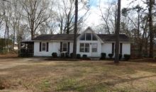 106 Hudson St Byron, GA 31008