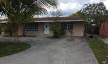 7945 RAMONA ST Hollywood, FL 33023