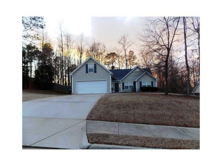 2695 Hidden Creek Drive, Loganville, GA 30052