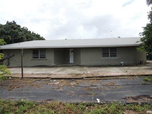 37225 SW 214 AV, Homestead, FL 33034