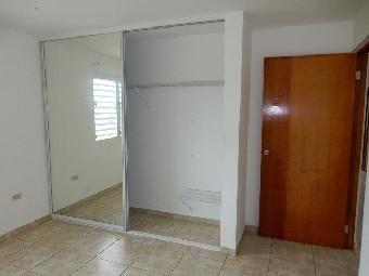 Hacienda El Pilar A1 Reyna Mora St, Toa Alta, PR 00953