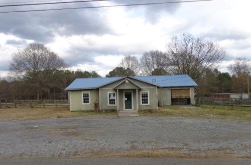 30 Lowery Road, Kingston, GA 30145