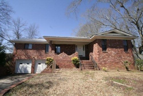 901 5th St SW, Attalla, AL 35954