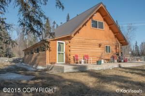 6892 S Hallie Drive, Wasilla, AK 99654