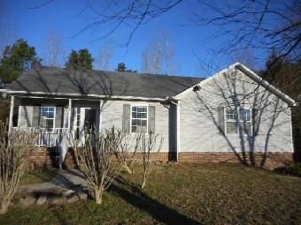 179 Lansing Dr, Benson, NC 27504