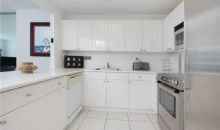 2301 COLLINS AV # 402 Miami Beach, FL 33139