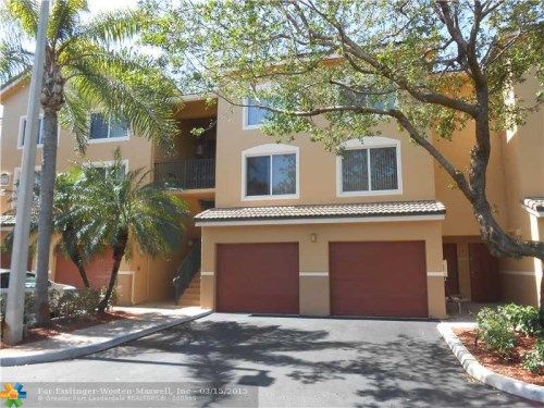 800 SCOTIA DR # 303, Lake Worth, FL 33462