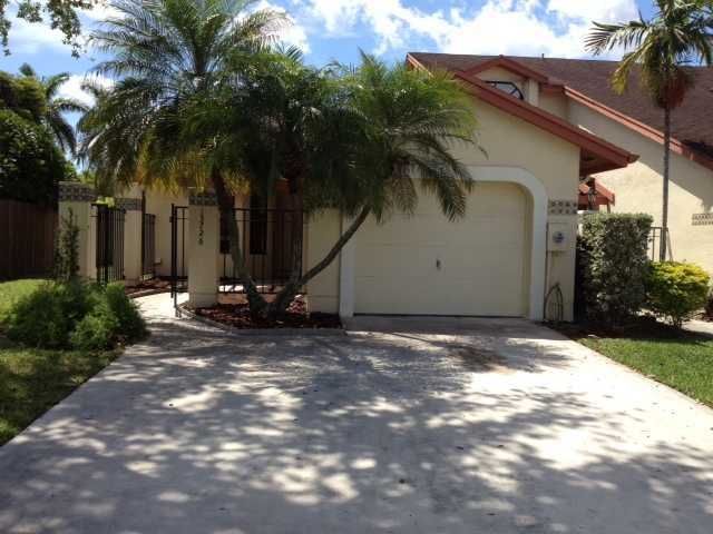 13726 SW 103 TE # 13726, Miami, FL 33186