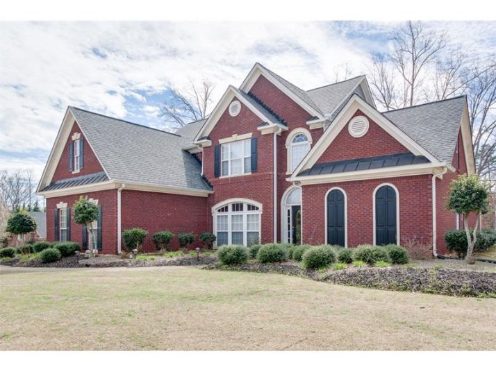 610 Links View Drive, Buford, GA 30518