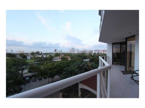 3640 YACHT CLUB DR # 501, Miami, FL 33180