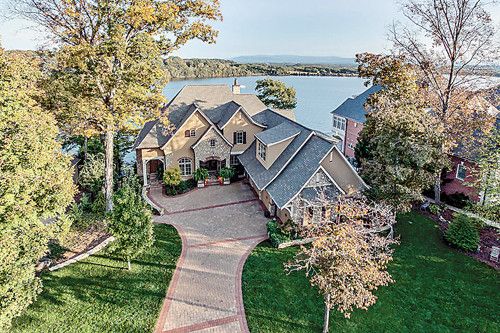 175 Rock Point Drive, Vonore, TN 37885