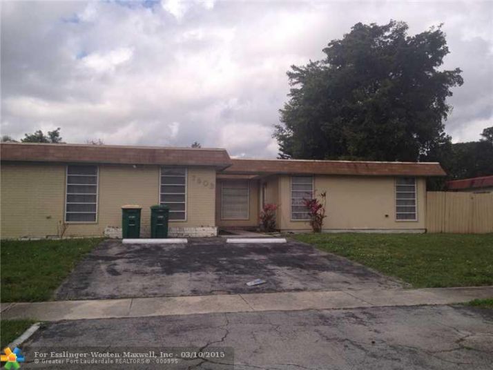 7903 NW 68TH AVE, Fort Lauderdale, FL 33321