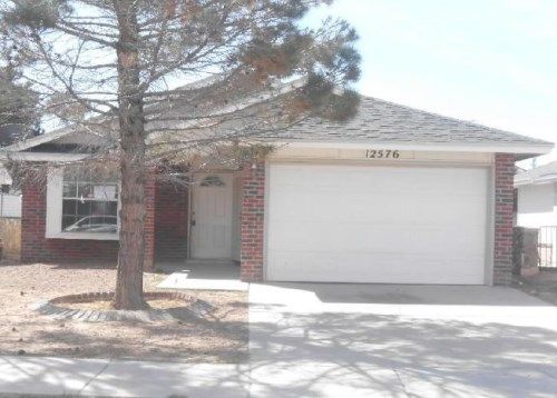 12576 Robert David, El Paso, TX 79928