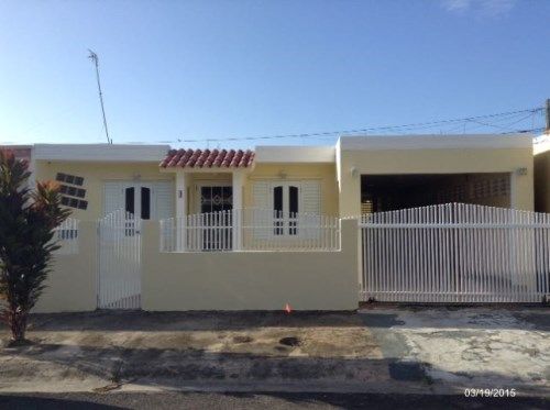 4 Las Gardenias, Manati, PR 00674