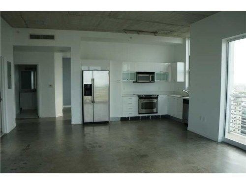 133 NE 2 AV # 2413, Miami, FL 33132