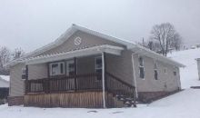 107 Hunter St Sandyville, WV 25275