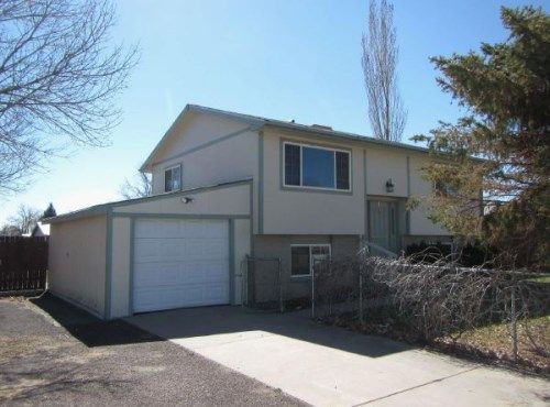 89 S Cedar Dr, Vernal, UT 84078