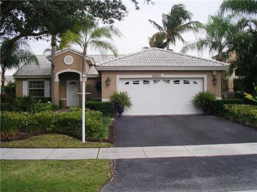 18841 NW 1 ST, Hollywood, FL 33029