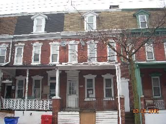 37 1/2 E 2nd St, Pottstown, PA 19464