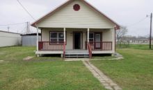 407 Wilcox Street Anahuac, TX 77514