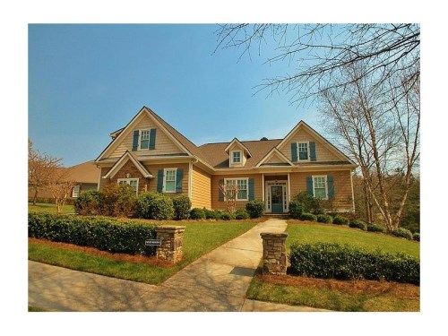 6652 Grand Marina Circle, Gainesville, GA 30506