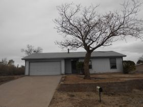 1085 Bali Rd SE, Rio Rancho, NM 87124