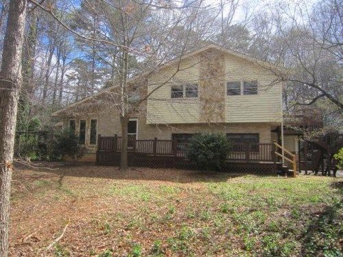 3324 Spreading Oak Dr, Douglasville, GA 30135