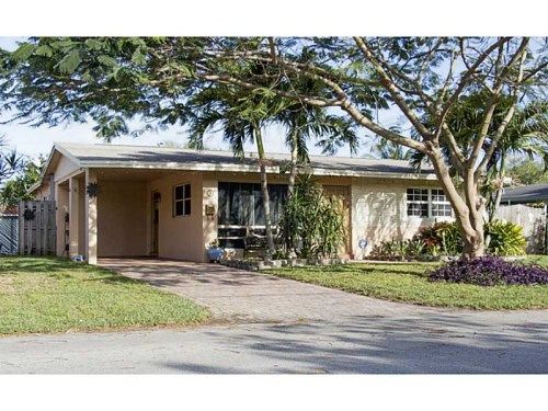 2111 N 58 AV, Hollywood, FL 33021