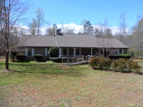 5967 Jackson Trail Rd, Hoschton, GA 30548