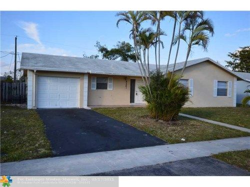 8561 NW 45TH ST, Fort Lauderdale, FL 33351