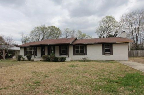 2704 Lake Avenue SE, Decatur, AL 35603