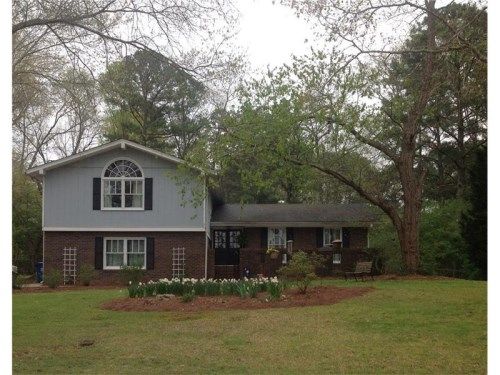 5060 Lake Forest Drive Se, Conyers, GA 30094