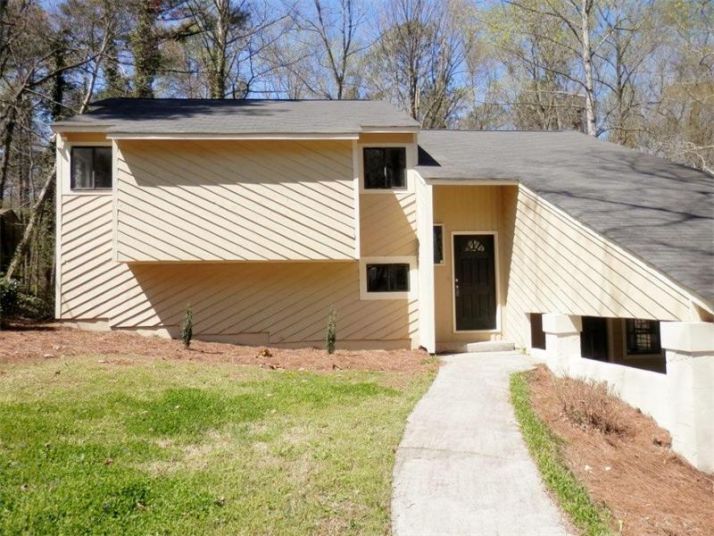 6592 Mitchell Lane Sw, Mableton, GA 30126