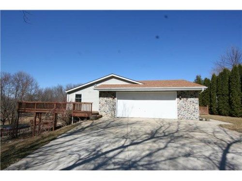 2790 Dry Gulch Dr, Jackson, WI 53037